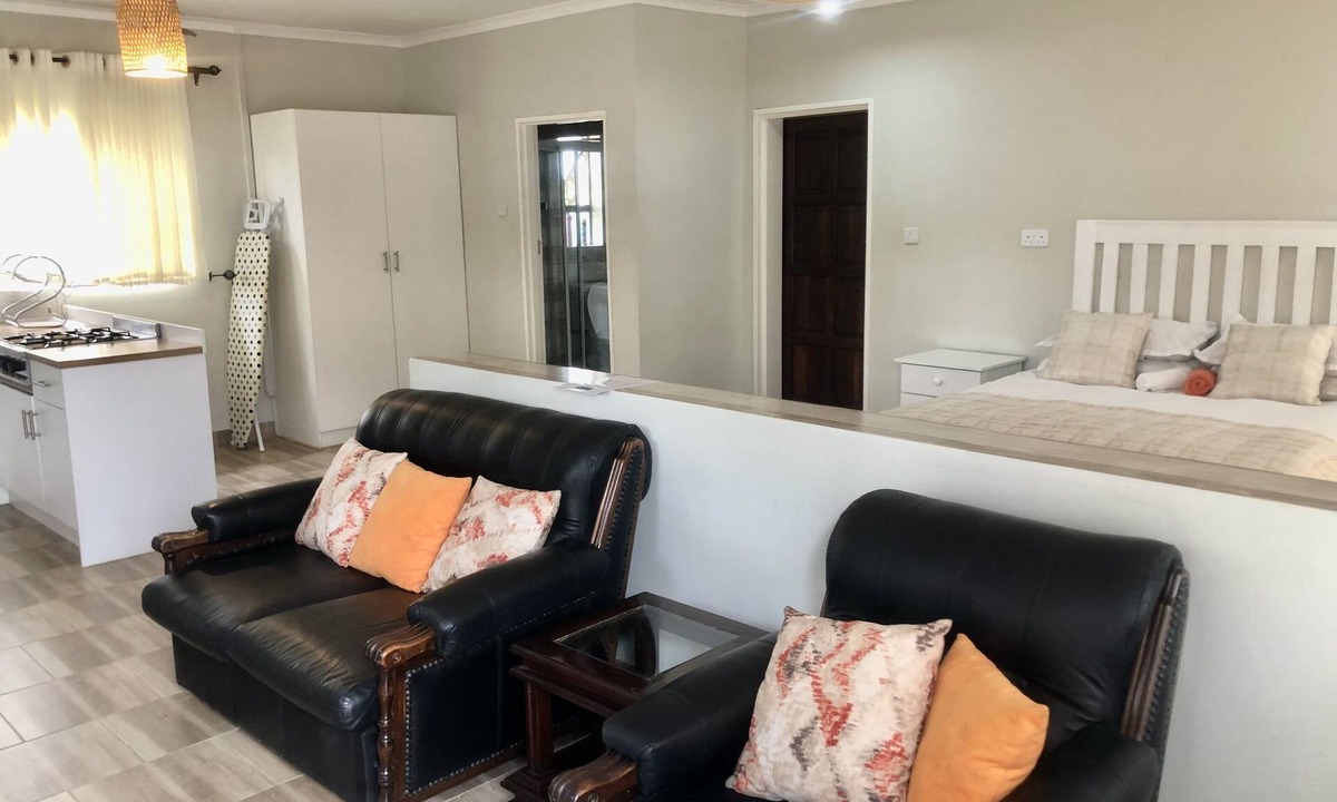 Glen Lorne Apartment | 1 bed apartment in Mount Pleasant Heights - 2013