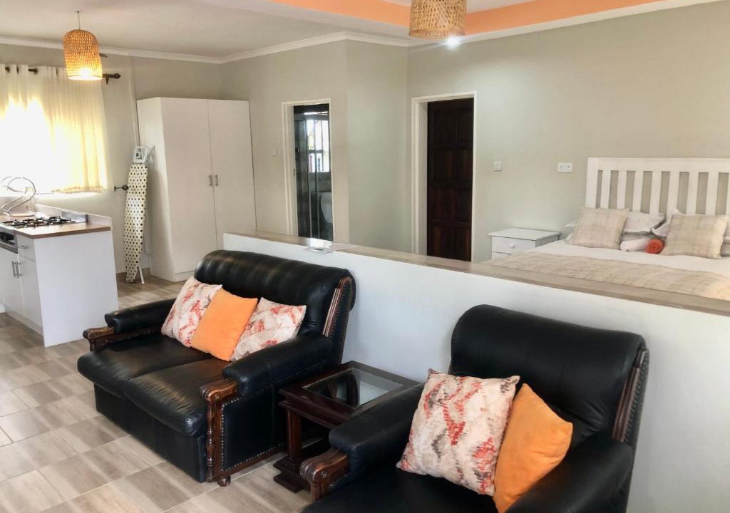 Glen Lorne Apartment | 1 bed apartment in Mount Pleasant Heights - 2013