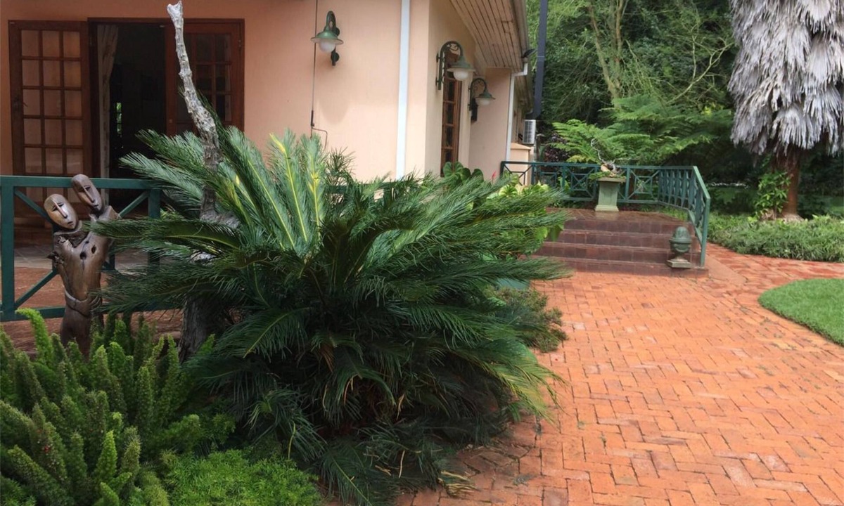 Harare House | 12 Fleetwood Lodge