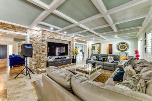 Desoto Acres House | 2 Private Pools! 2-Acre Retreat Near Dtwn Sarasota