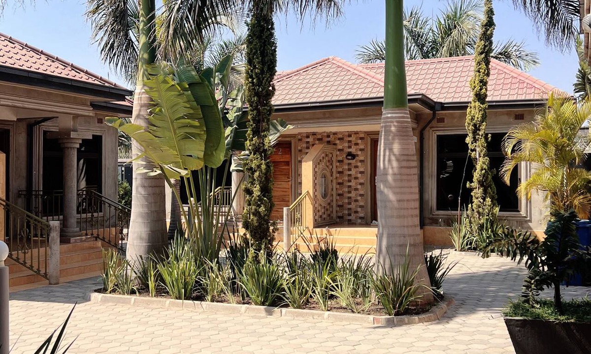 Lusaka Cabin | 2030 View Lodge