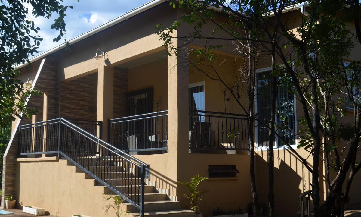 Chipata House | 2BR HOME - WiFi + Parking Homz Cottage - Chipata. Zambia.