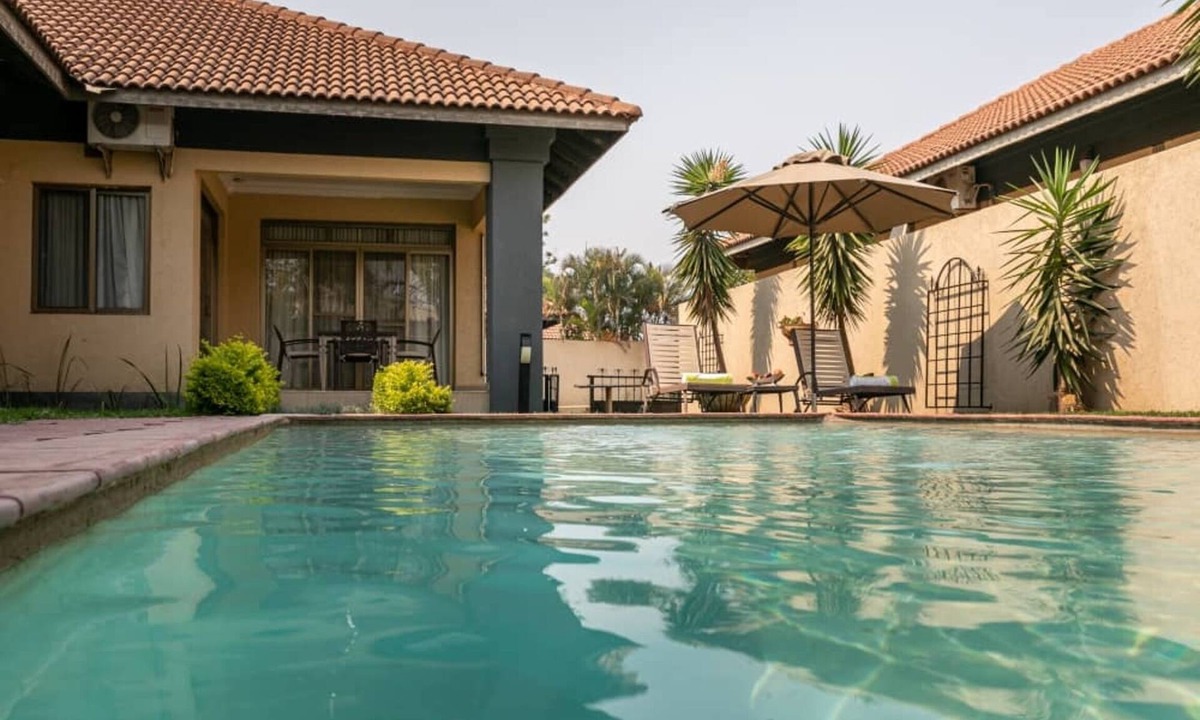 Lusaka Villa | 3 Bedrooms Exclusive Villa in Mass Media