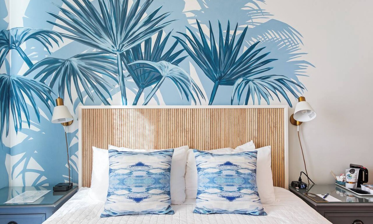 Rosemary Beach Hotel | 302 Rosemary Beach Inn - Includes Beach Chairs & Complimentary Breakfast + Access to 4 Pools