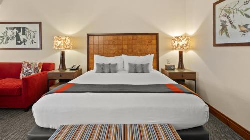 Stowe Area Resort | 337 - Studio- Lodge At Spruce Peak -Stowe Mt Resort- Ski in Ski out - Sleeps 4