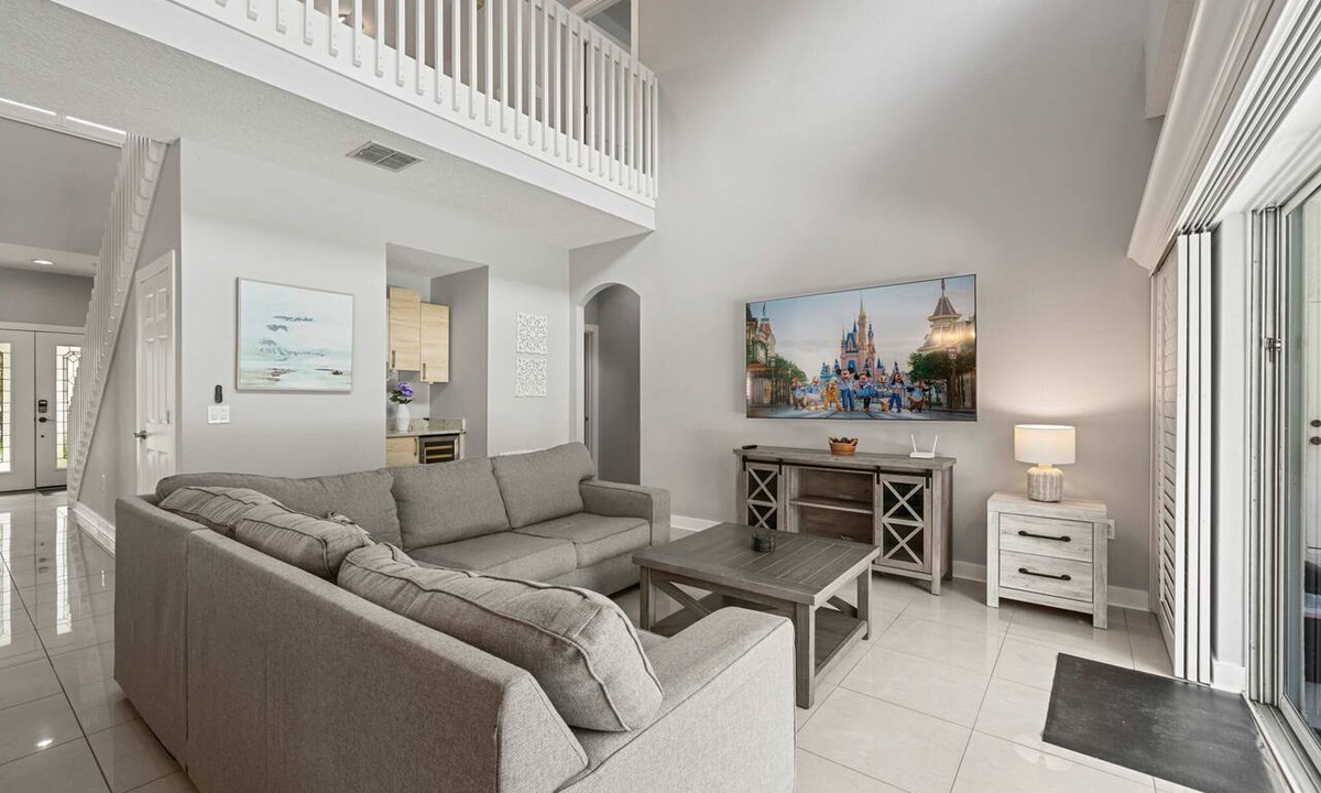 Highgate Park House | 5BR Pool Home-Spa-Epic Game Room Near Disney