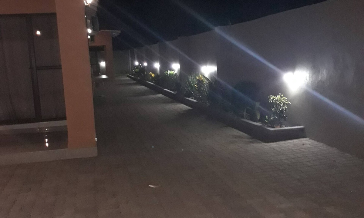 Victoria Falls House | 848 Guest House