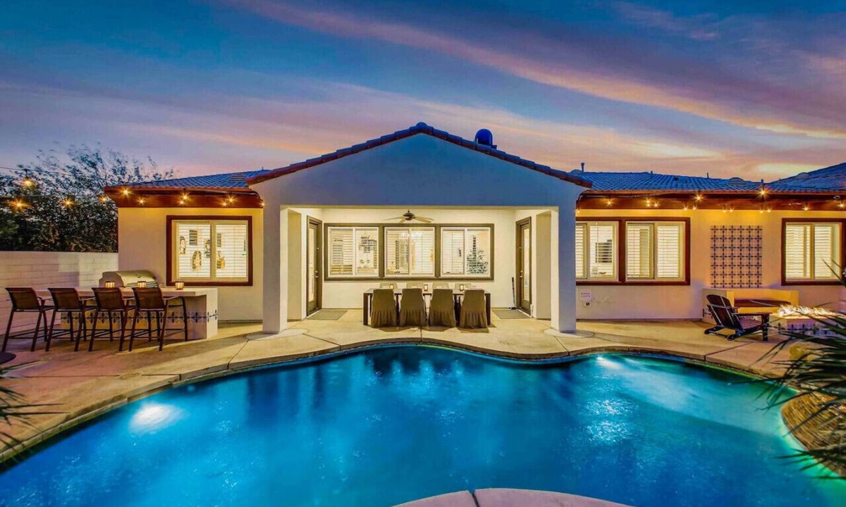 Terra Lago House | A Star Is Born/5BR-3BA/Pool and Spa
