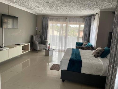 Target Area Apartment | Alamaison