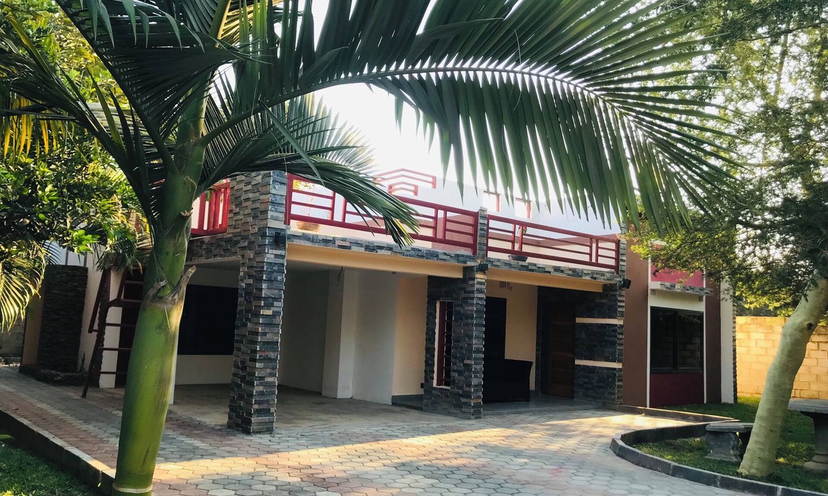 Lusaka Apartment | Batoka Apartments- Unique African touch 6km from KKIA
