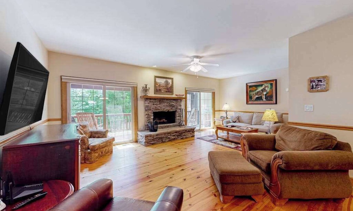 Cashiers House | Beautiful townhouse surrounded by nature, grill, shared hot tub, pool, & tennis