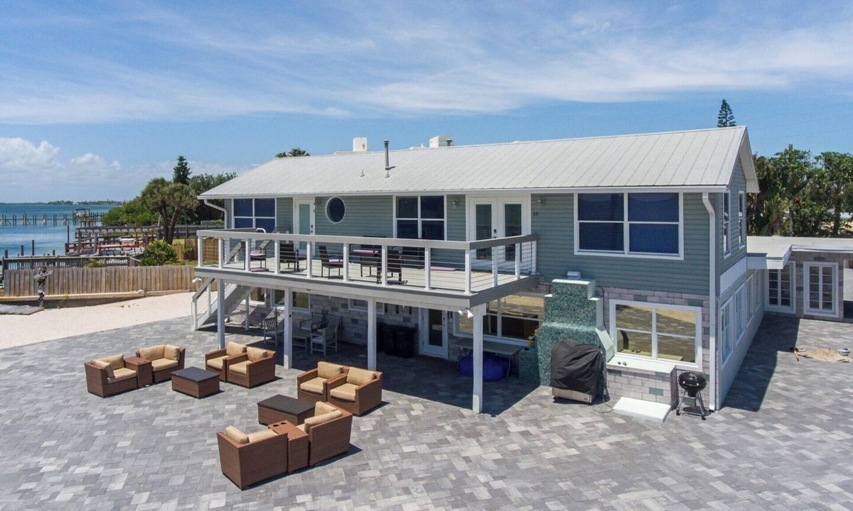 Orlando Beach Resort | Boathouse - #7 - Direct River Access and Beach