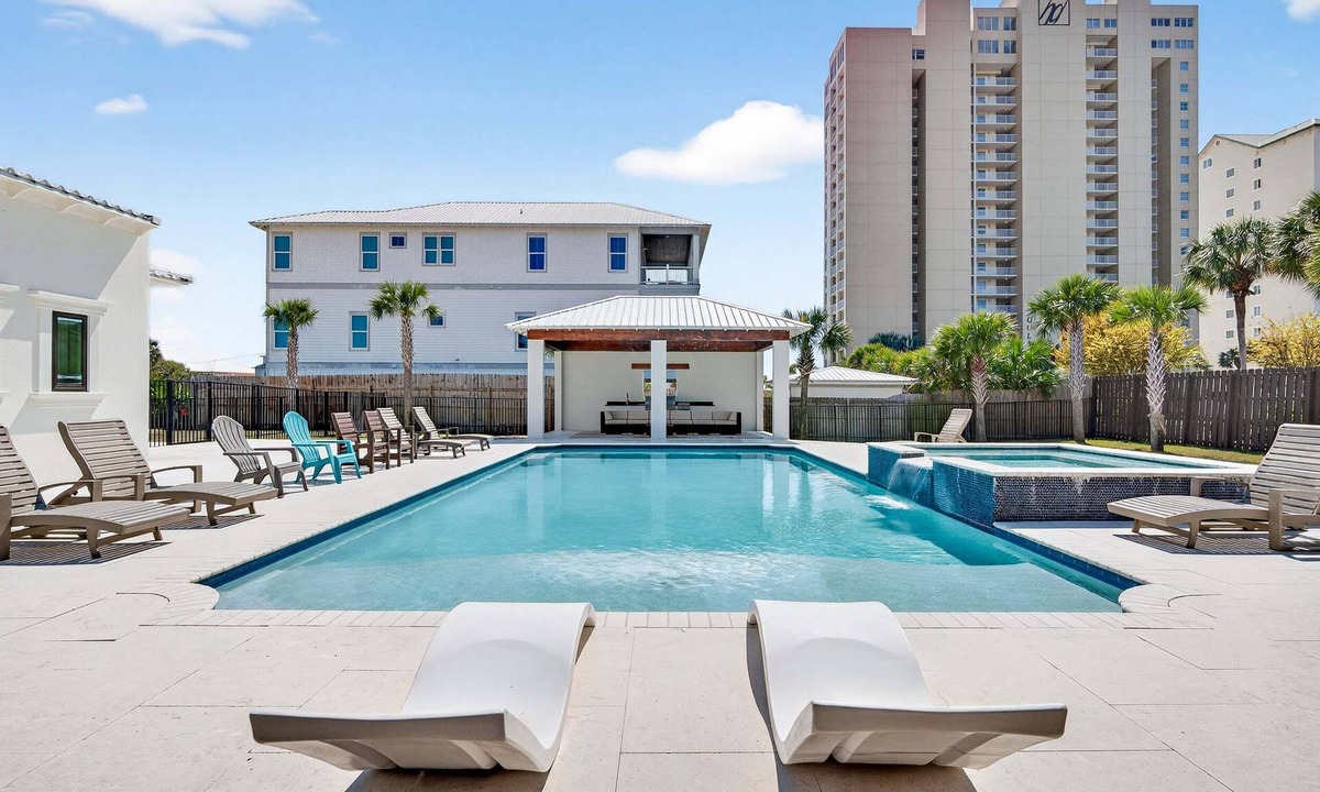 Gulf Pines House | Bourbon Breeze - Beachy Home Near the Gulf with Spacious Outdoor Pool Area
