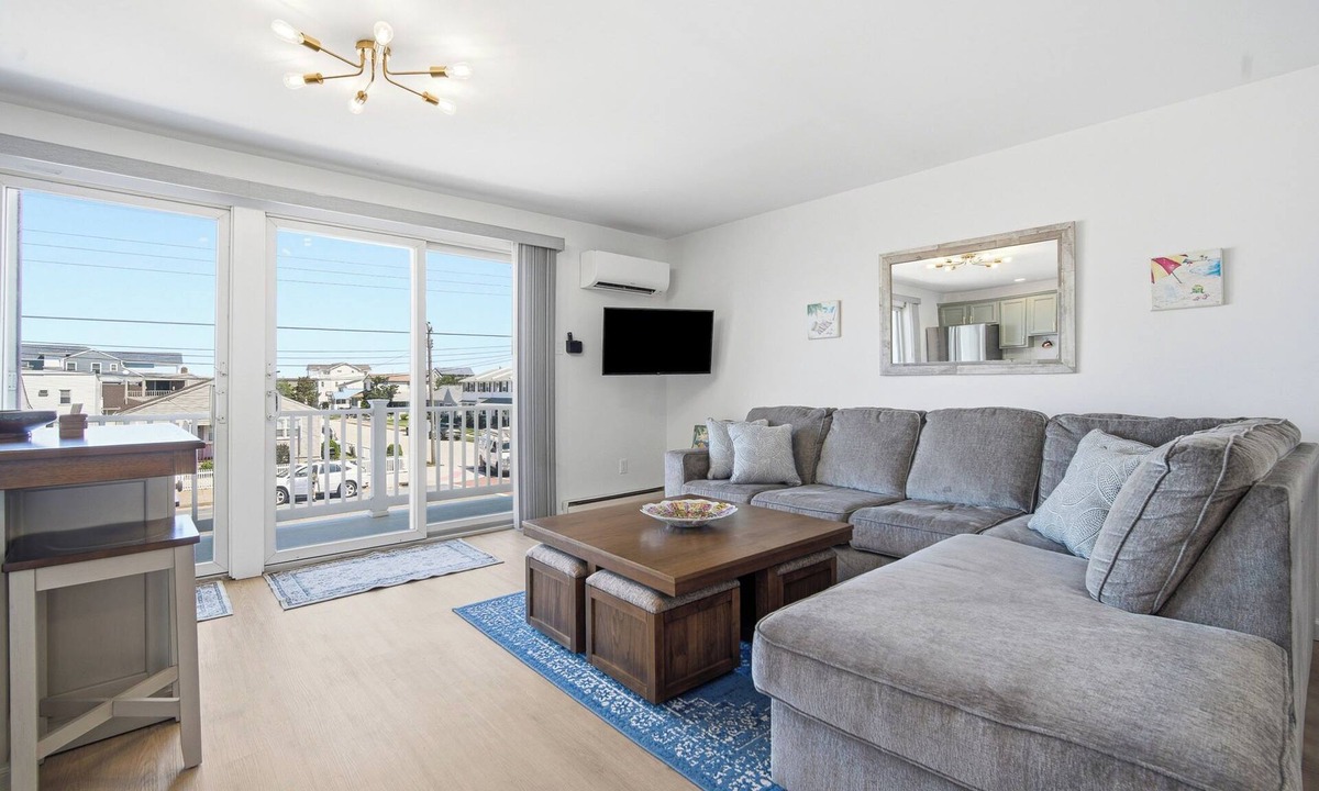 A-Zone Condo | Brigantine Beach Condo Unit Upstairs