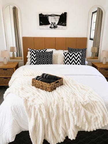 Victoria Falls House | Budget Accomodation