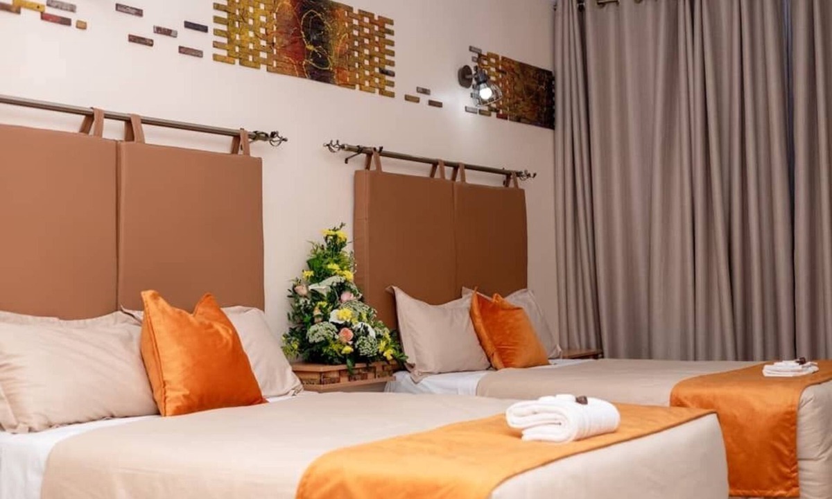 Bulawayo House | Bulawayo Central Lodge