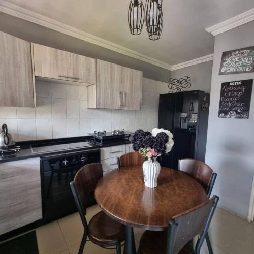 Kitwe Apartment | Carl Street Gardens