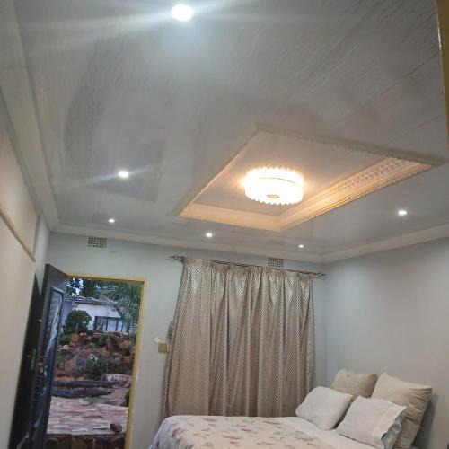 Bulawayo House | Carlcyn 263 Cottage