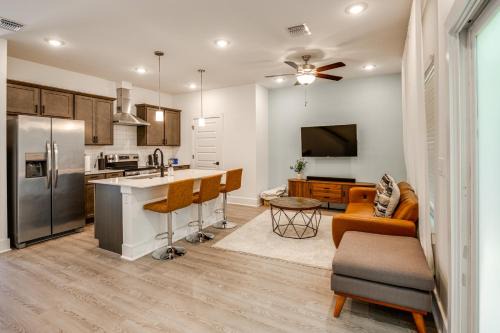 Midtown House | 'Casa Amigos' Your Downtown San Antonio Escape!