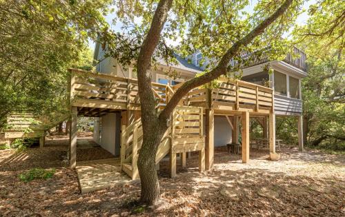 Duck House | Casa La Playa - Duck, Sanderling, Lakefront, 160 Yards to the Beach, Community Pool, Pets OK