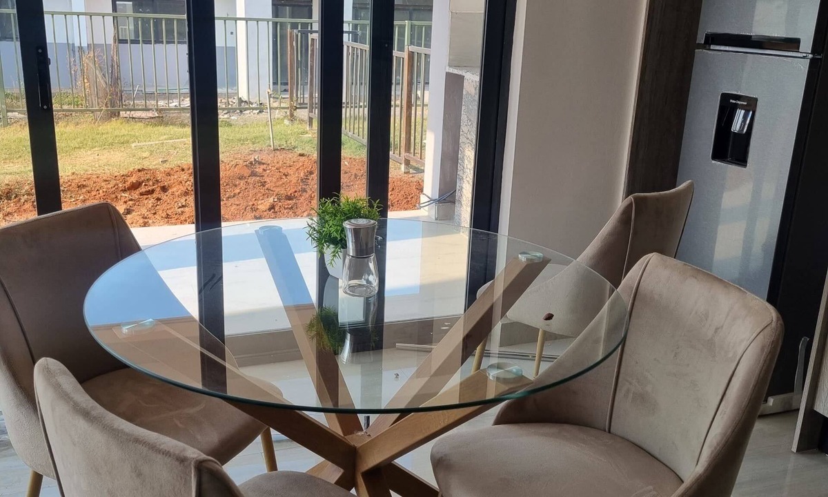 Lusaka Central Apartment | Charming 2Beds-3Baths Apt with WiFi and backup solar in Ibex Kingsland Lusaka 1