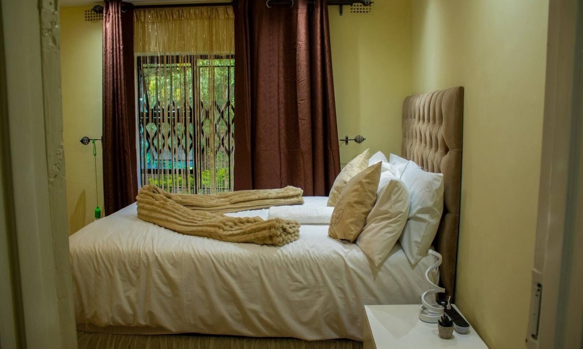Darwendale House | Chishongo lodge for one