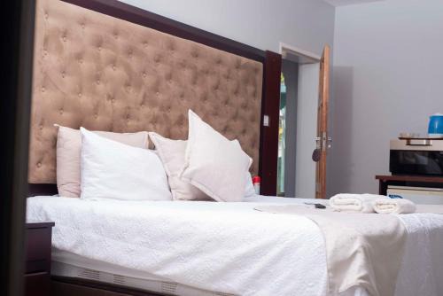 Kwekwe Apartment | Comfort-driven hotel rooms in Hazeldene - 2335