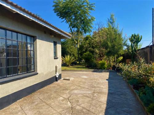 Chegutu Apartment | Cosy studio with kitchenette in Norton - 2120
