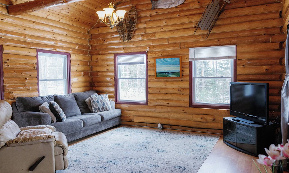 Wheelock Cabin | Cozy Vermont Cabin