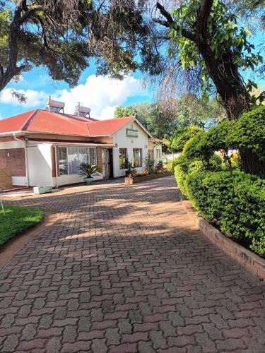 Bulawayo Cabin | Crocodile Rock Lodge