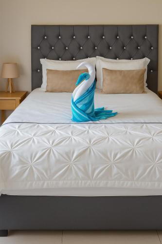 Francistown Bed & Breakfast | EE Maison Bed and Breakfast