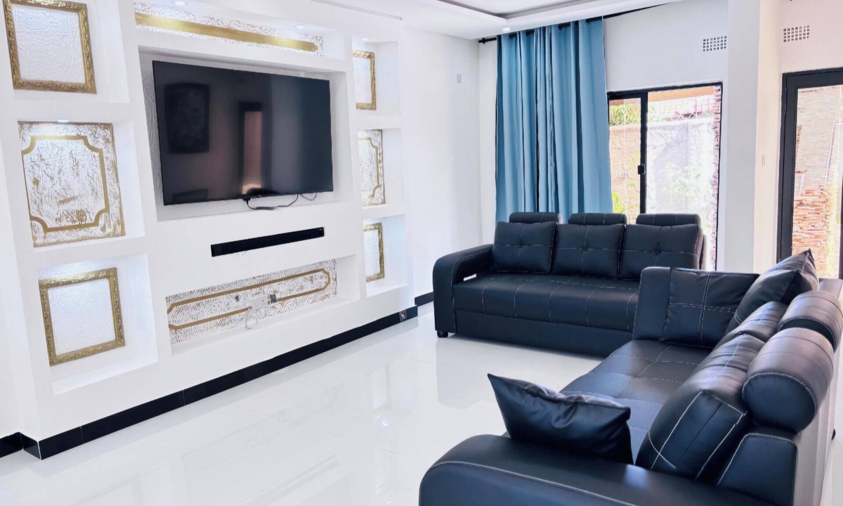 Kitwe Apartment | emca homes fully furnished apartment in the peaceful riverside Kitwe