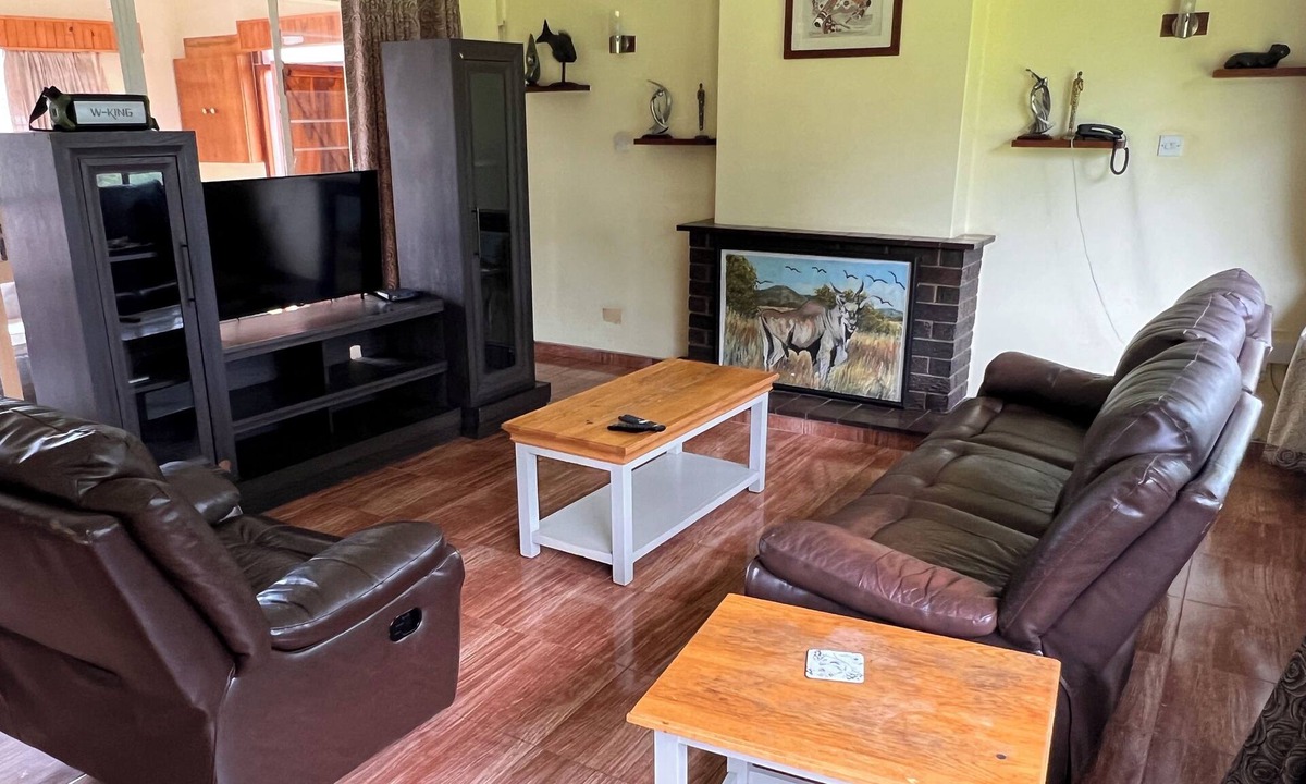 Harare House | Fantastic 3-bedroom house in Harare with a fabulous garden and full amenities.