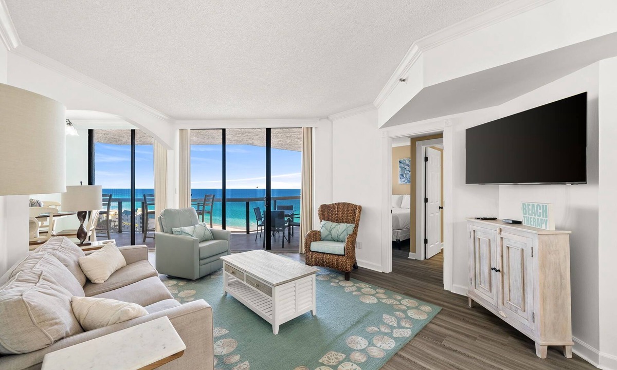 Scenic Gulf Drive Condo | Fresh to market! Endless Coastal View! 2/2 Sleeps 8!Bch Srvc Incl!