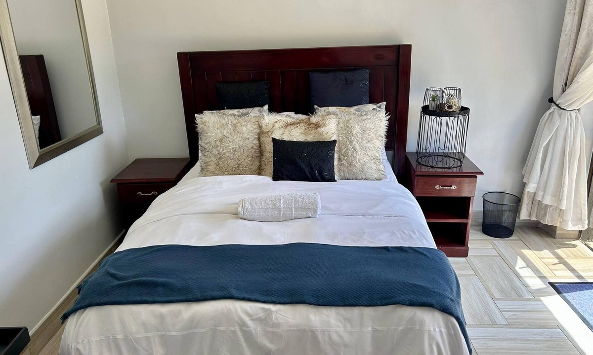 Kwekwe Apartment | Golden Acres modern charm - 2325