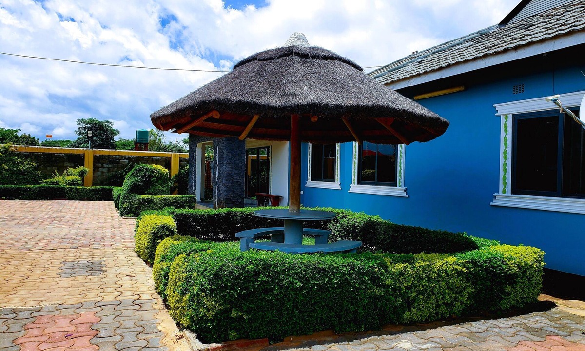 Chiawa Conservancy House | Grand Escape w/Private Pool and Free Wi-Fi — Sleeps Large Groups