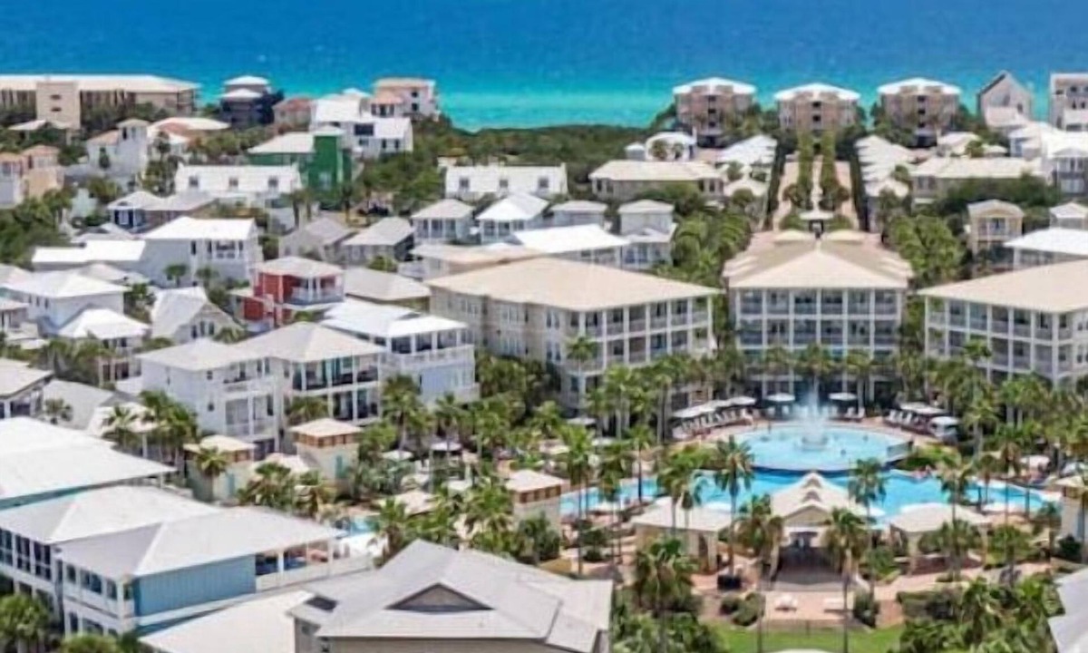 Seacrest Beach House | Here Comes the Sun - Between Rosemary & Alys Beach Sleeps 10