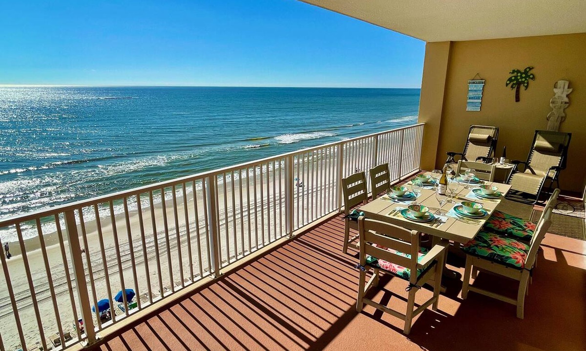 West Panama City Beach Condo | HERE'S THE ONE! FIVE STAR RATINGS! CLEAN, BEACHFRONT LUXURY WITH VIEWS GALORE!