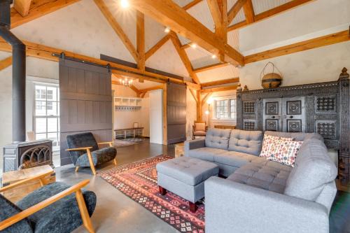 New Haven House | Hike, Bike, & Explore: Vermont Family Farmhouse!