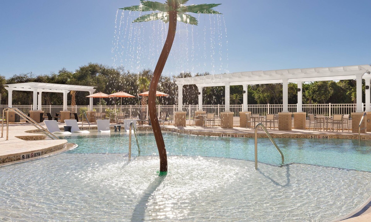 Port Canaveral Hotel | Holiday Inn Express Cape Canaveral by IHG
