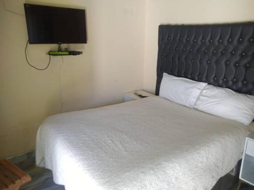 Mutare House | Hospital Hill Lodge