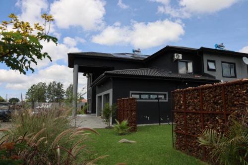 Masvingo House | House by the house of stone