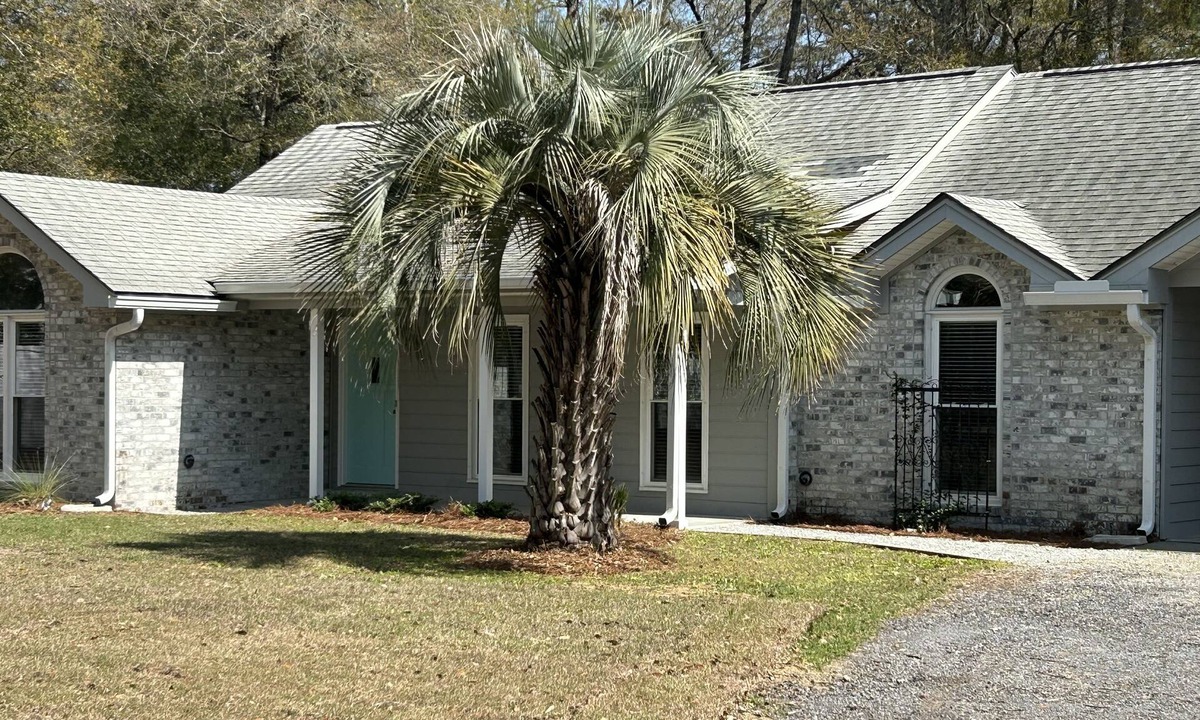 Murrells Inlet House | Inlet Escape Private Home, Heart of Inlet, short walk to Marshwalk