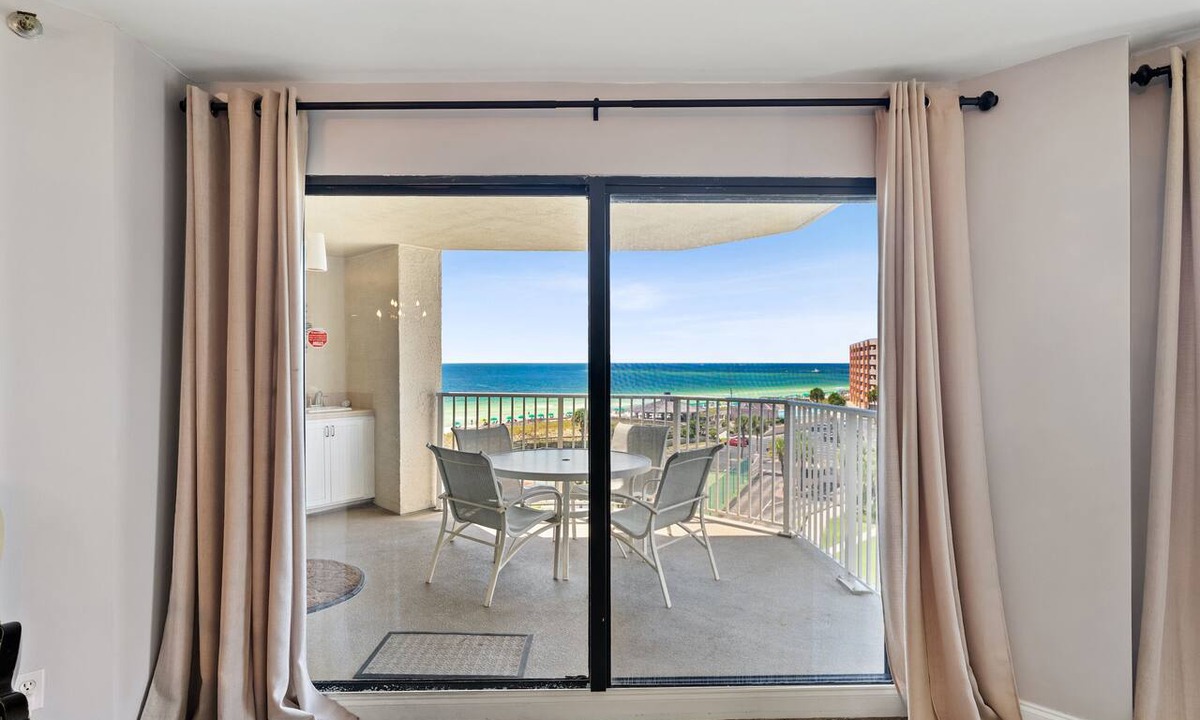 Holiday Isle Condo | Inlet Reef Club by Panhandle Getaways