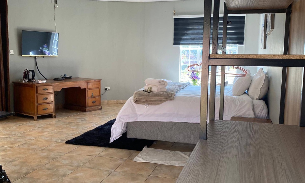 Harare East House | Inn on Lichfield Lane