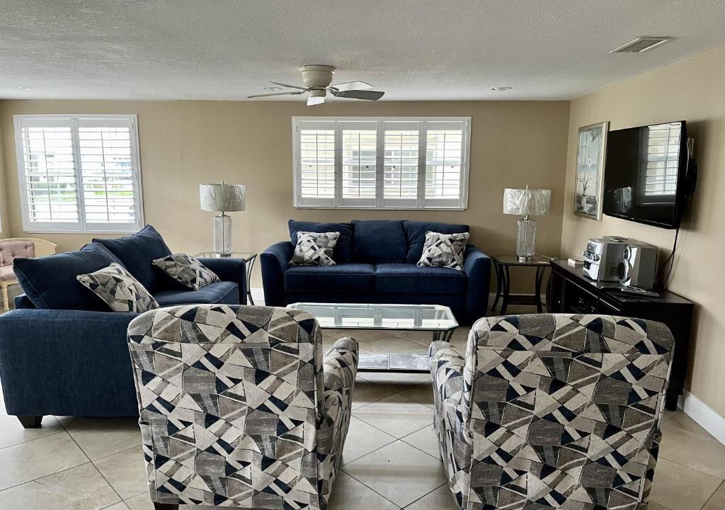 Siesta Key Villa | Island House Beach Resort V6 villa
