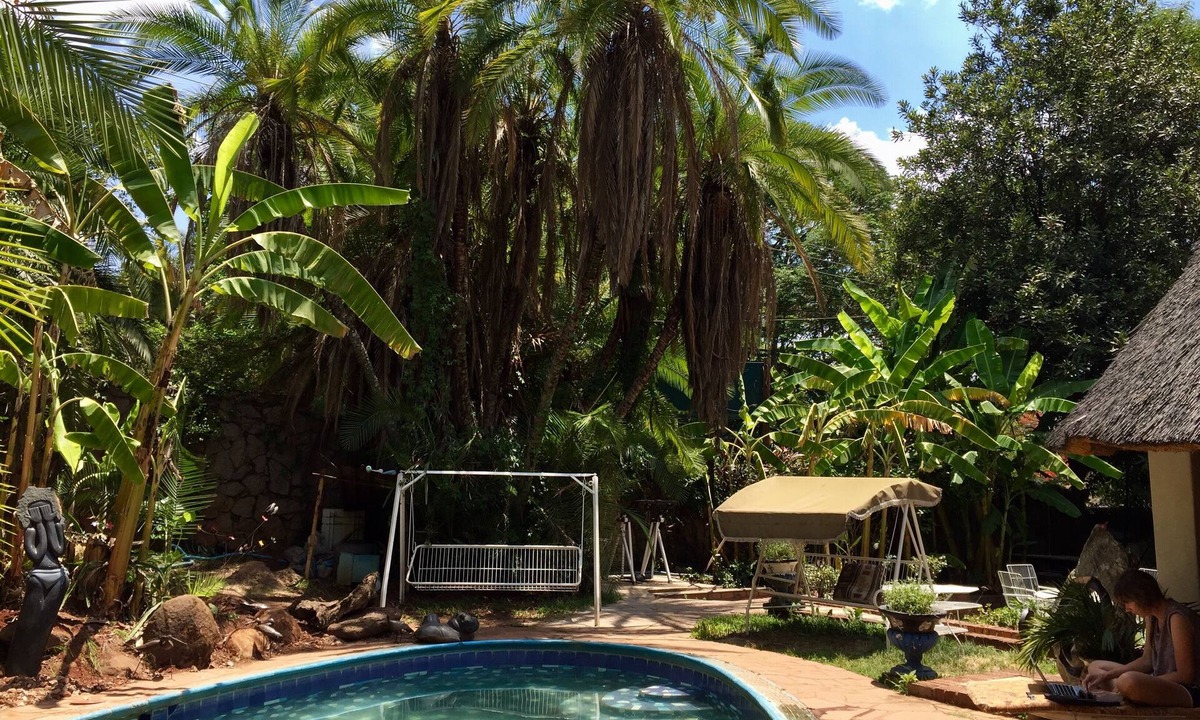 Harare Hostel | It's a Small World Backpackers Lodge - Hostel