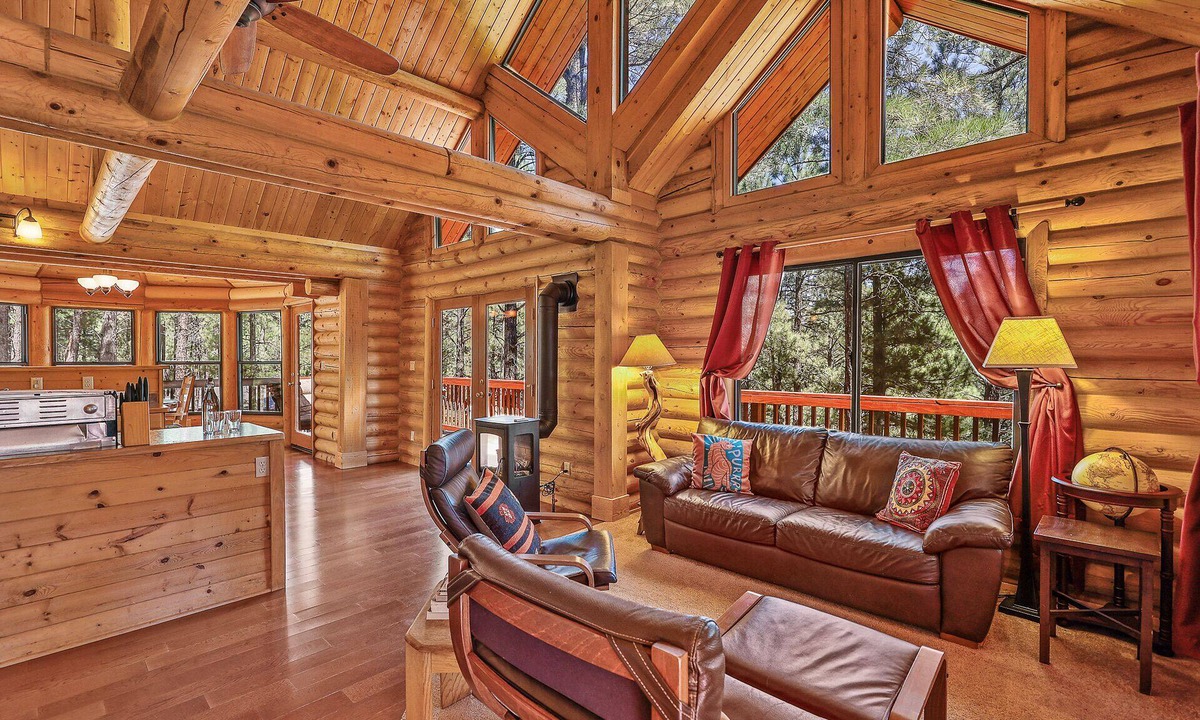 Kachina Village Cabin | Kachina Tree House | 3BR | | Spend Spring in Flagstaff!