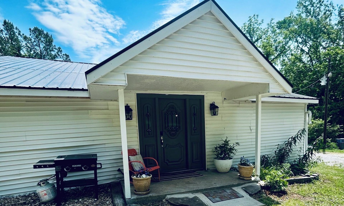 Cobden House | Kaoline Station House