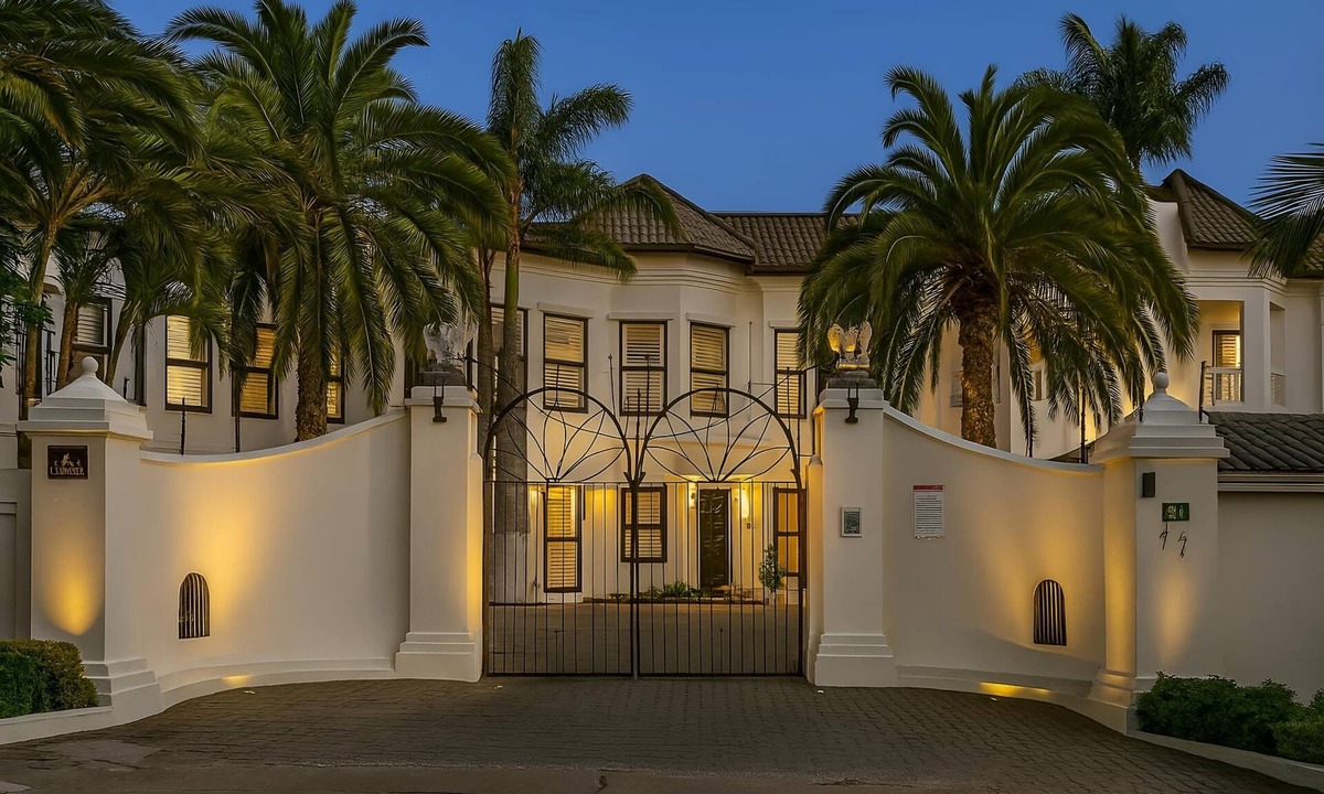 Kabulonga Apartment | La Belva Court